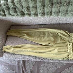 Lululemon joggers